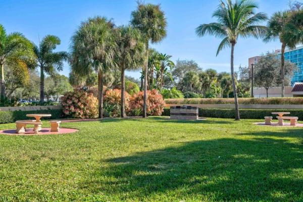 Uno Lago, 300 Uno Lago Dr #303, Juno Beach, Florida 33408, image 1