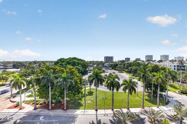 Royal Palm Residences, 495 E Royal Palm Rd #601, Boca Raton, Florida 33432, image 2