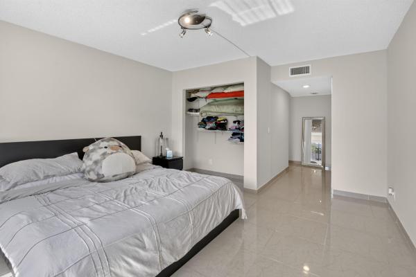 Racquet Club At Bonaventure, 410 Lakeview Dr #103, Weston, Florida 33326, image 2