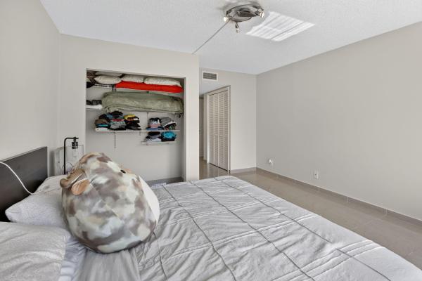 Racquet Club At Bonaventure, 410 Lakeview Dr #103, Weston, Florida 33326, image 1