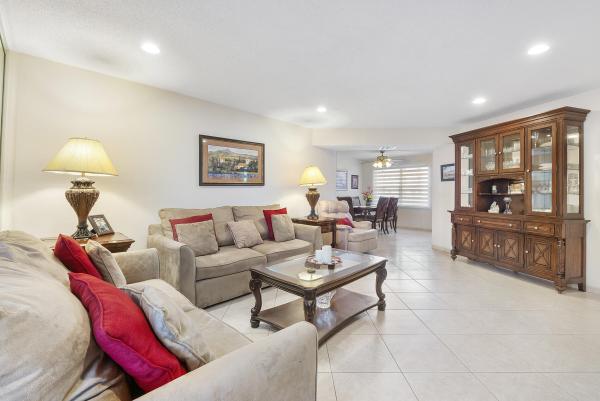 Garnet, 4270 NW 40th St #205, Lauderdale Lakes, Florida 33319, image 1