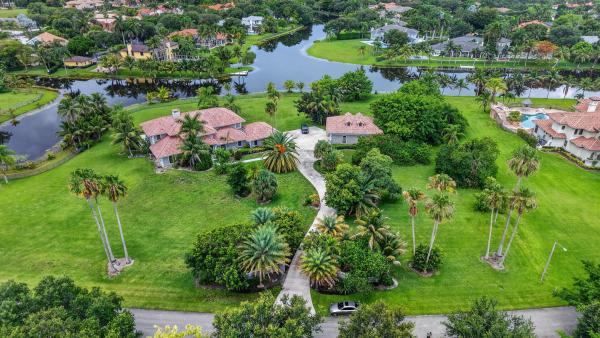 Tierra Del Rey Estates South, 10792 El Caballo Ct, Delray Beach, Florida 33446, image 2