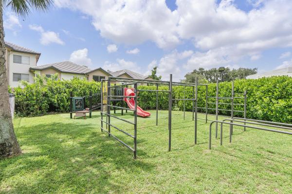 Coral Reef Club, 9905 NW 57th Mnr, Coral Springs, Florida 33076, image 2