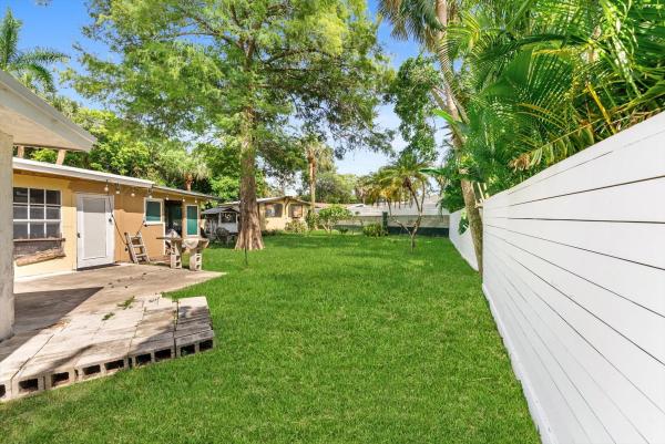 Sleepy River Acres, 330 NW 32nd Ct, Oakland Park, Florida 33309, image 2