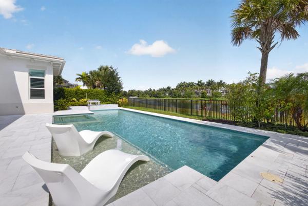 Coral Isles At Avenir, 9336 Coral Isles Cir, Palm Beach Gardens, Florida 33412, image 2