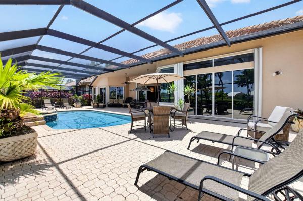 Muirhead Estates, 8064 Desmond Dr, Boynton Beach, Florida 33472, image 2