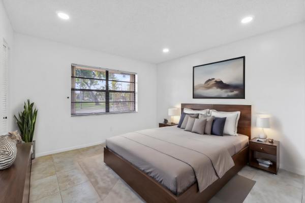 Palm Hill Villas, 1620 Granfern Ave, West Palm Beach, Florida 33415, image 3