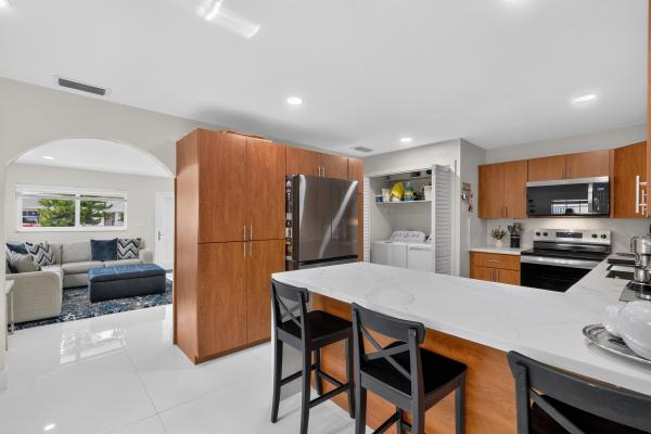 Grand Canal, 10363 SW 6th St, Sweetwater, Florida 33174, image 2