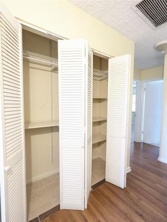 4100, 6606 SW 41st St, Davie, Florida 33314, image 2