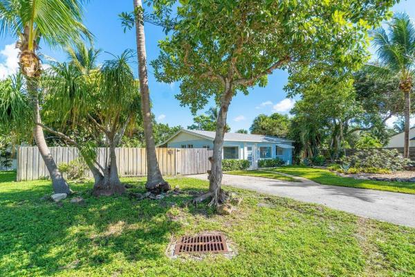 Lakeside Point, 139 Prospect Rd, Lantana, Florida 33462, image 3
