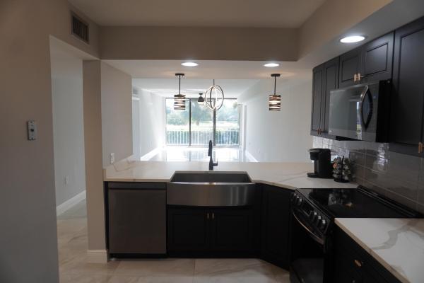 Whitehall Village, 2811 Village Blvd #201, West Palm Beach, Florida 33409, image 3