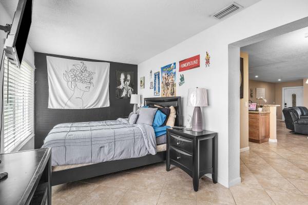 Crystal Lake Golf Villas, 4901 NW 18th Ave, Deerfield Beach, Florida 33064, image 3