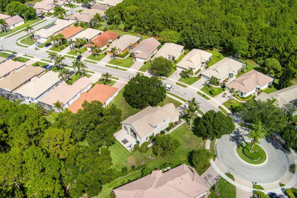 Lake Charles, 609 SW Saint Thomas Cv, Port St. Lucie, Florida 34986, image 3