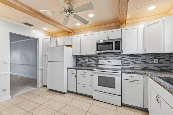 5725 Fernley Dr E #66, West Palm Beach, Florida 33415, image 3