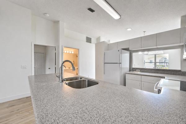 Kings Isle, 1192 Lombardy Dr, Port St. Lucie, Florida 34986, image 3