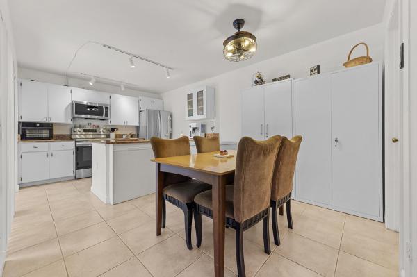 Heritage Village Of Palm Beach Lakes, 7424 74th Way, West Palm Beach, Florida 33407, image 3