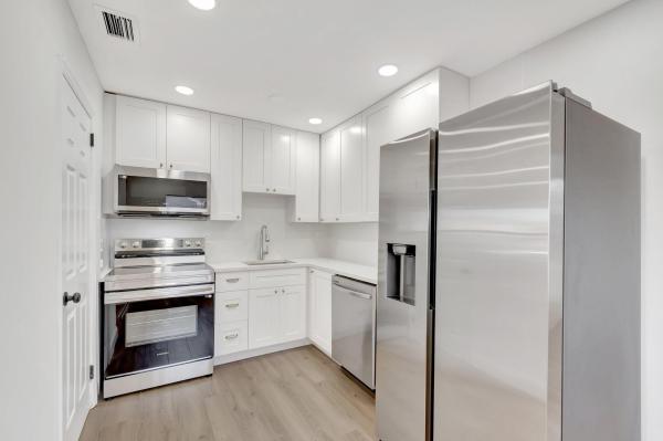 Northwood Hills, 950 29th St, West Palm Beach, Florida 33407, image 2