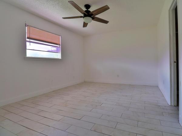 San Lucie Plaza, 3024 W Dixie Blvd, Fort Pierce, Florida 34946, image 3
