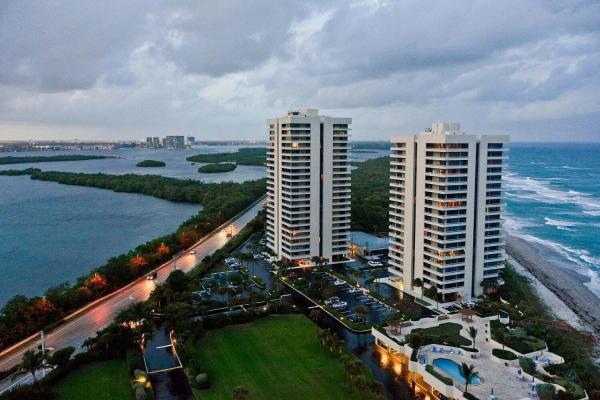 Water Glades, 5540 N Ocean Dr #8C, Riviera Beach, Florida 33404, image 2