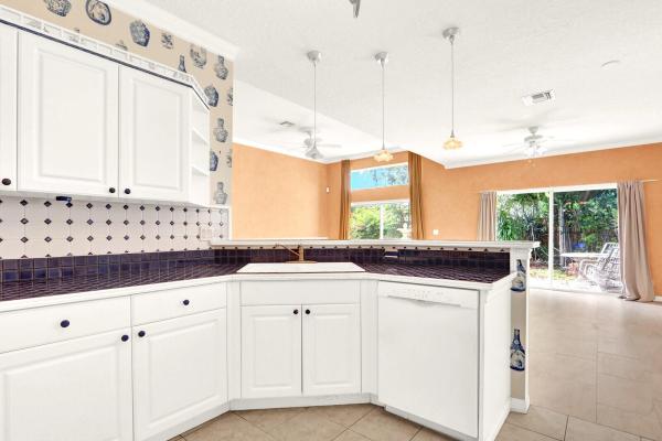 Catalina At Lakes Of Laguna, 3167 El Camino Real, West Palm Beach, Florida 33409, image 2