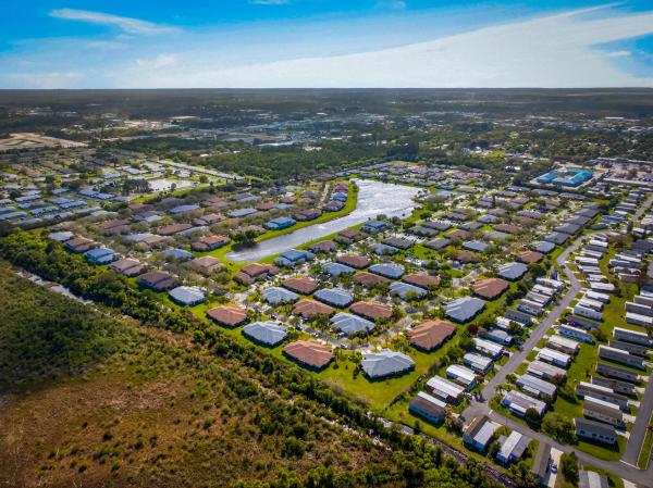 The Preserve At The Savannahs, 1812 E Sanderling Ln, Fort Pierce, Florida 34982, image 2