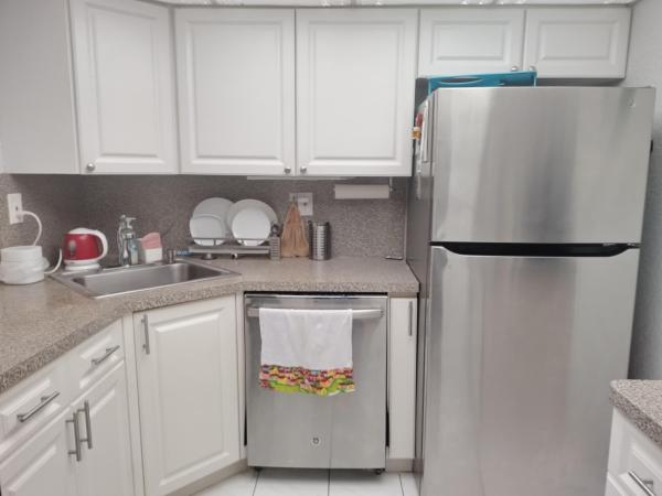 De Soto Park North, 2101 Atlantic Shores Blvd #117, Hallandale Beach, Florida 33009, image 1