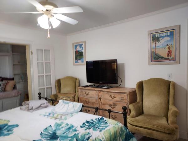 Villas On The Green, 717 S Us Highway 1 #101, Jupiter, Florida 33477, image 1