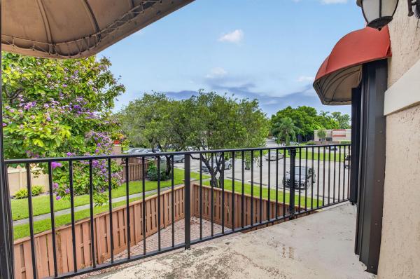 Banyan Lake, 8230 Severn Dr #A, Boca Raton, Florida 33433, image 3