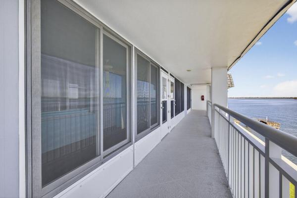 Shore Club, 100 Shore Ct #307, North Palm Beach, Florida 33408, image 2