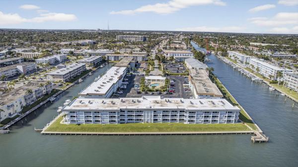Shore Club, 100 Shore Ct #307, North Palm Beach, Florida 33408, image 3