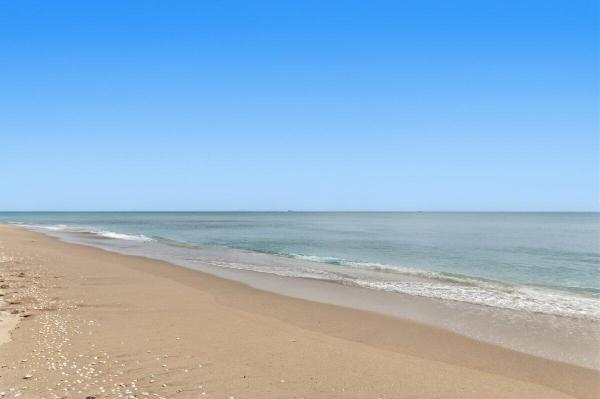 5420 N Ocean Dr #1702, Riviera Beach, Florida 33404, image 1