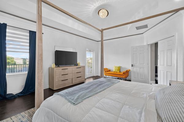 Terracina, 700 Cresta Cir, West Palm Beach, Florida 33413, image 3