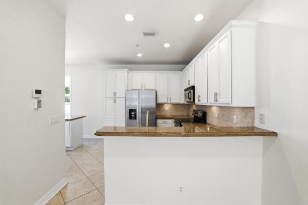 Strathmoor At Botanica, 127 E Thatch Palm Cir, Jupiter, Florida 33458, image 3