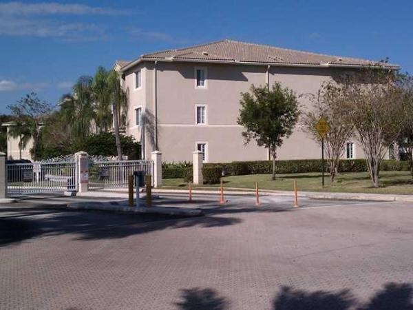 5011 Wiles Rd #208, Coconut Creek, Florida 33073, image 3