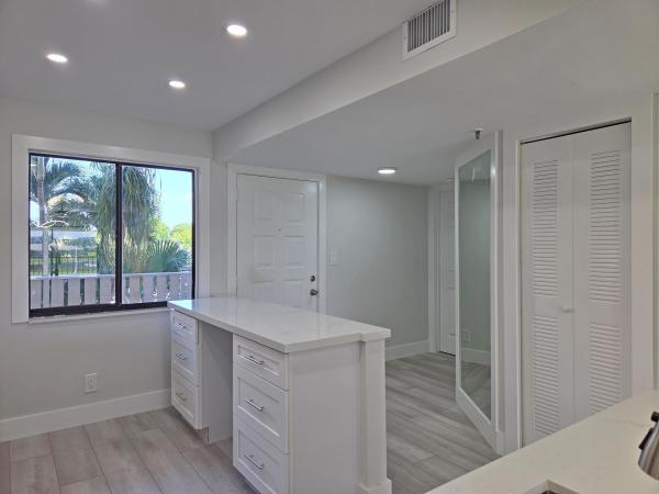 Huntington Lakes 3, 14426 Amberly Ln #203, Delray Beach, Florida 33446, image 3