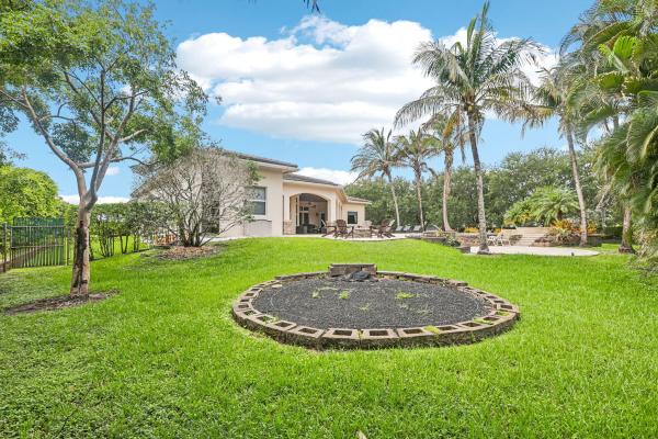 Happy Valley Farms, 2130 SW 113th Ave, Davie, Florida 33325, image 1