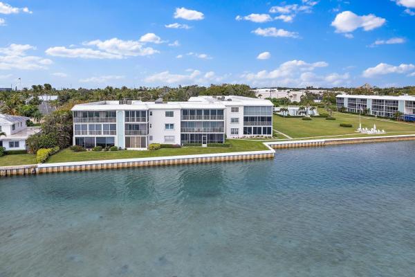 Waterway Beach, 100 Waterway Rd #E305, Tequesta, Florida 33469, image 2