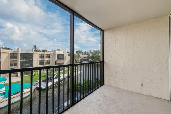 Boca Bayou, 6 Royal Palm Way #303, Boca Raton, Florida 33432, image 1