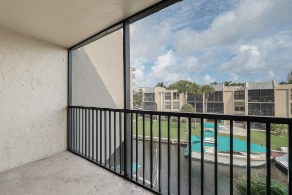 Boca Bayou, 6 Royal Palm Way #303, Boca Raton, Florida 33432, image 3