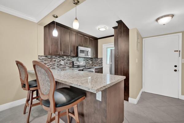 Boca Teeca, 5501 NW 2nd Ave #1110, Boca Raton, Florida 33487, image 1