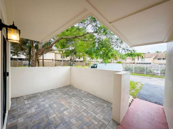 Townhouses At Jacaranda, 855 NW 80th Way #6, Plantation, Florida 33324, image 2