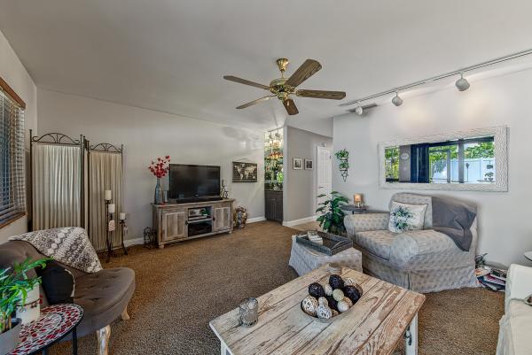 Wilton Pines Townhomes, 2130 NE 9th Ave, Wilton Manors, Florida 33305, image 1