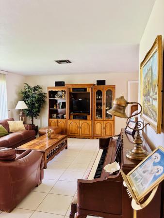 Waterford Homes, 1076 SW 26th Ter, Deerfield Beach, Florida 33442, image 1