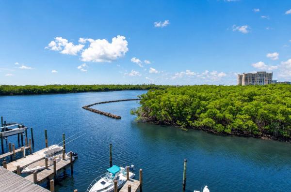 Harbour Hall Inlet Club 2, 689 NE 6th Ct #4030, Boynton Beach, Florida 33435, image 2