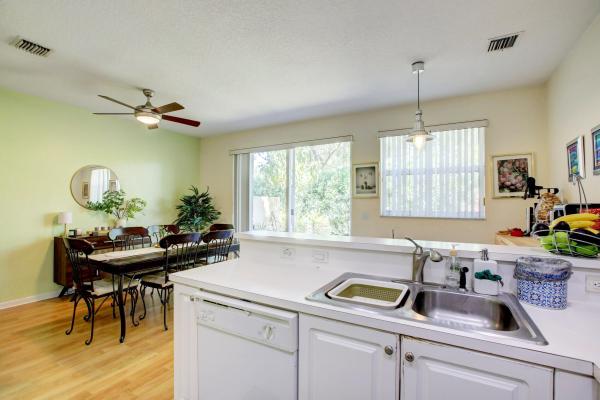 Pelican Pointe, 11705 NW 47th Dr, Coral Springs, Florida 33076, image 2