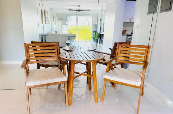 The Manors Of Inverrary, 4164 Inverrary Dr #404, Lauderhill, Florida 33319, image 1