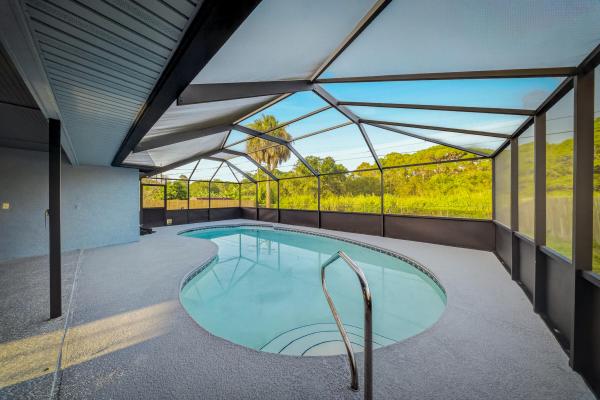 Indian River Estates, 4802 Sunset Blvd, Fort Pierce, Florida 34982, image 2
