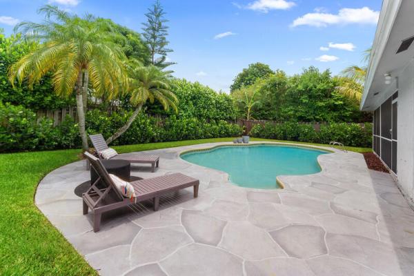 South Shore Of Wellington, 1739 Brae Burn Pl, Wellington, Florida 33414, image 1