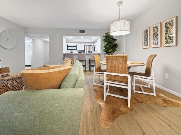 Bagattelle, 13334 Polo Club Rd #232, Wellington, Florida 33414, image 3