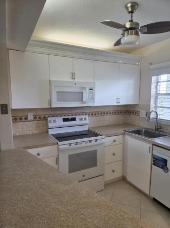 Quail Run Of Sunrise, 2998 E Sunrise Lakes Dr #411, Sunrise, Florida 33322, image 3